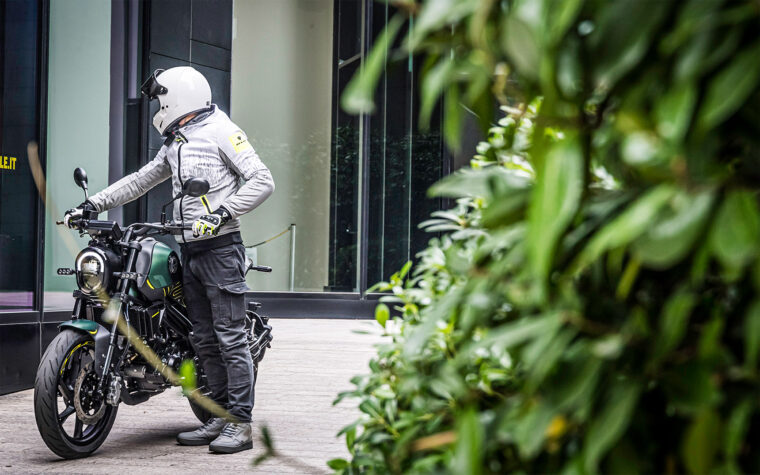 Benelli-Leoncino-125-2022- - 15