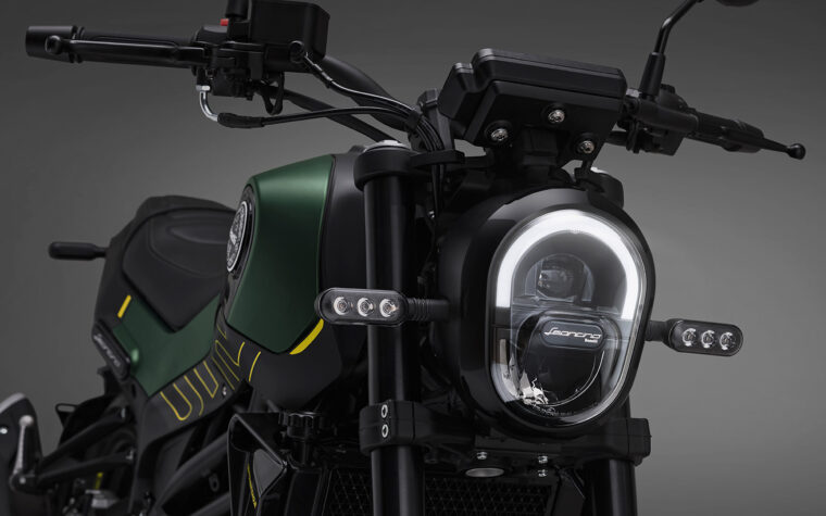 Benelli-Leoncino-125-2022- - 18