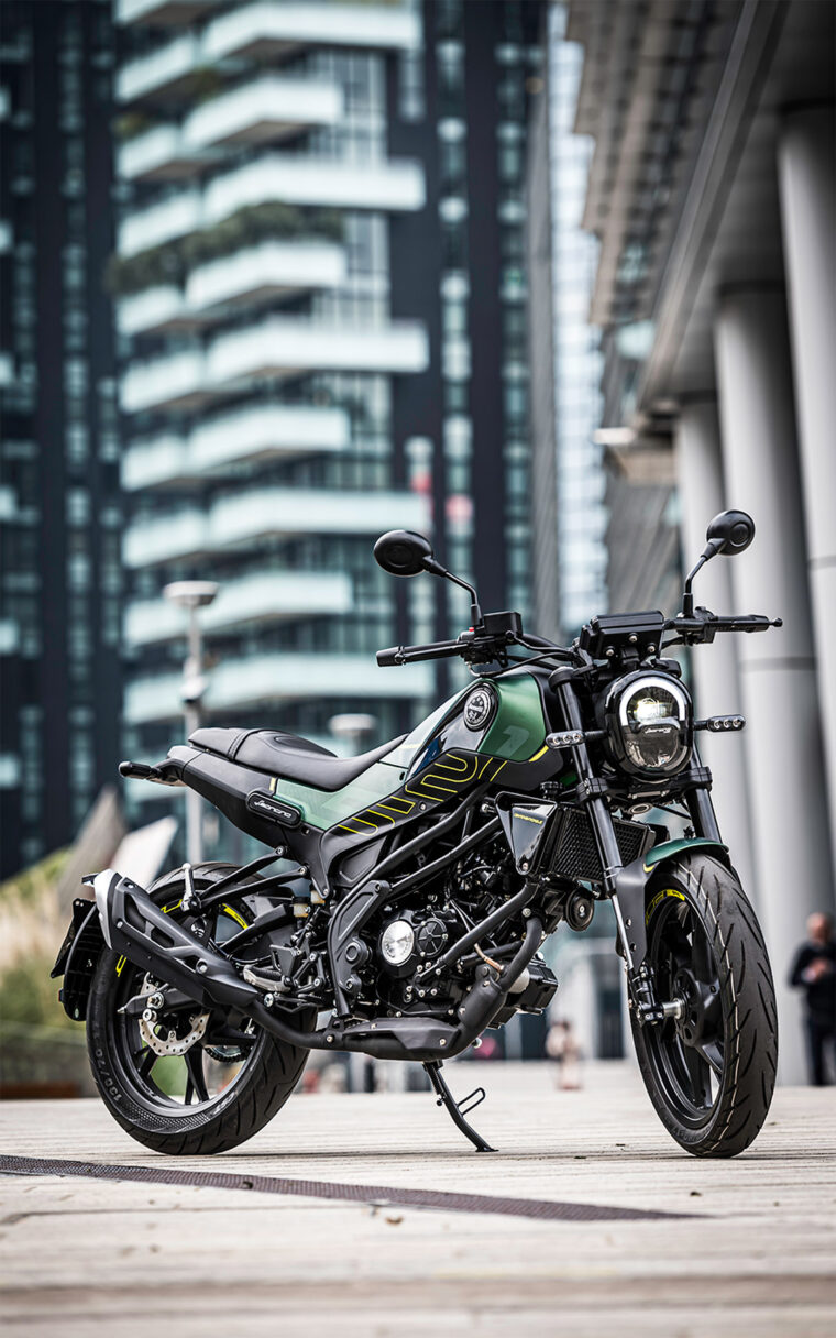 Benelli-Leoncino-125-2022- - 2