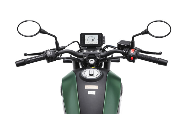 Benelli-Leoncino-125-2022- - 5