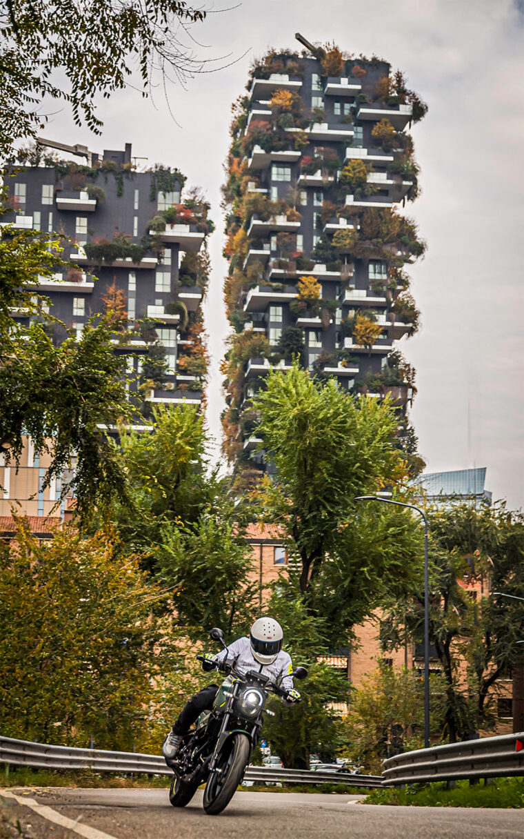 Benelli-Leoncino-125-2022- - 8