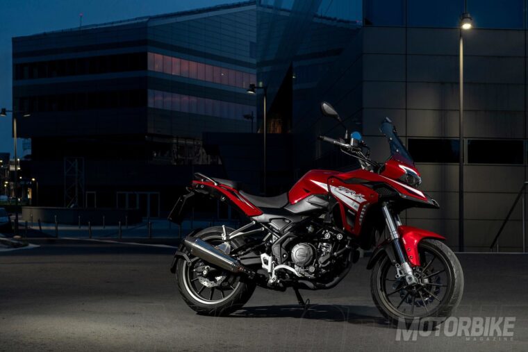 Benelli-TRK-125-2019-15