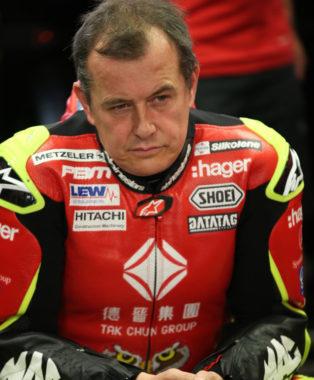 GP Macao 2018 Q1 John McGuinness paddock