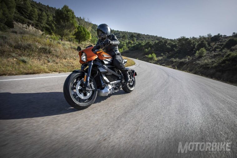 Harley-Davidson-LiveWire-2019-57