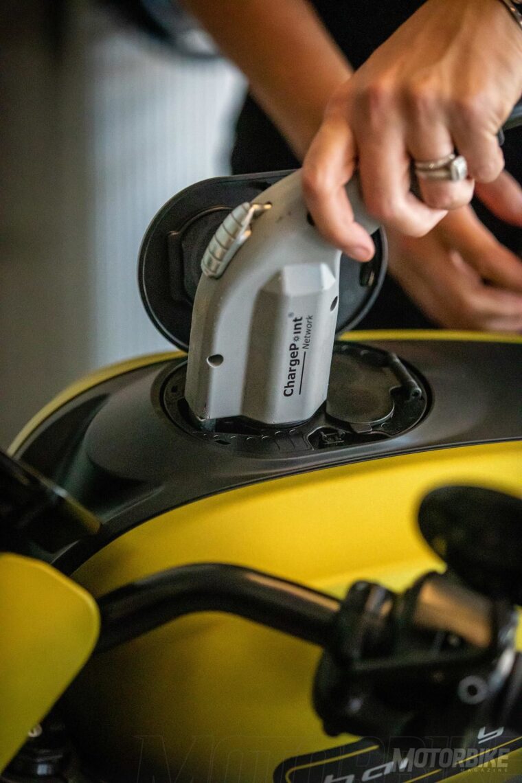 Harley-Davidson-LiveWire-2020-21