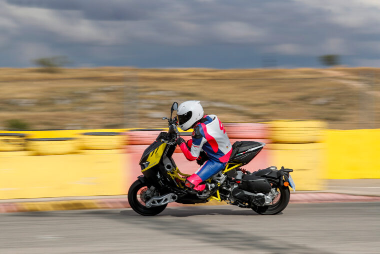 Italjet-Dragster-2022-accion-circuito - 45