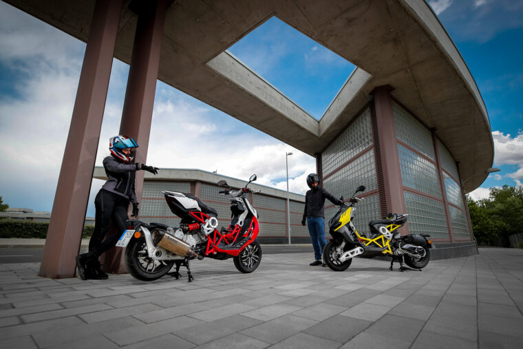 Italjet-Dragster-2022-estaticas-urbano - 2