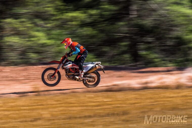 KTM-690-Enduro-R-2019-10