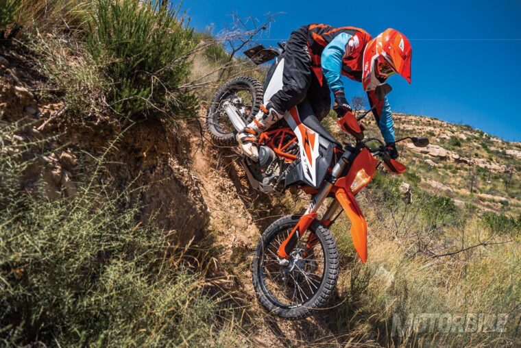 KTM 690 Enduro R 2019 14