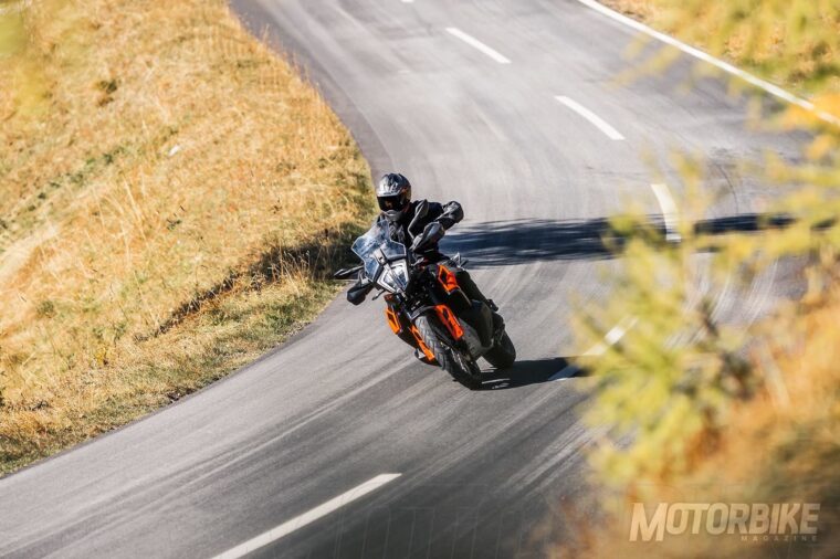 KTM-790-Adventure-2019-18