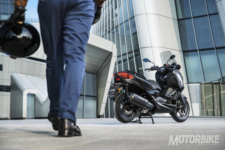 Yamaha-XMax-300-Iron-Max-2019-30