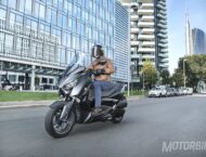 Yamaha XMAX 300 Iron Max 2019 5 Yamaha XMax 300 Iron Max 2019 4
