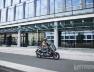 Yamaha XMAX 300 Iron Max 2019 6 Yamaha XMax 300 Iron Max 2019 5