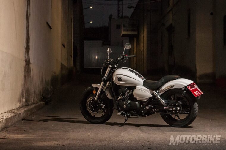 Mitt-125-MB-Custom-2019-pruebaMBK17