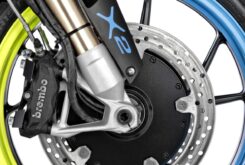 BikeLeaks. BMW patenta un sistema de tracción delantera eléctrica para motos 9 BMW traccion delantera