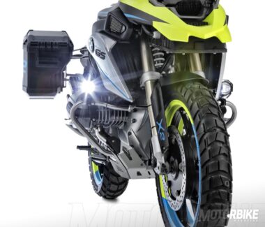 BikeLeaks. BMW patenta un sistema de tracción delantera eléctrica para motos 4 BMW traccion delantera electrica1
