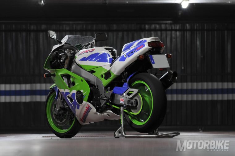 Kawasaki-ZXR-400-Alvaro-Guardia-4