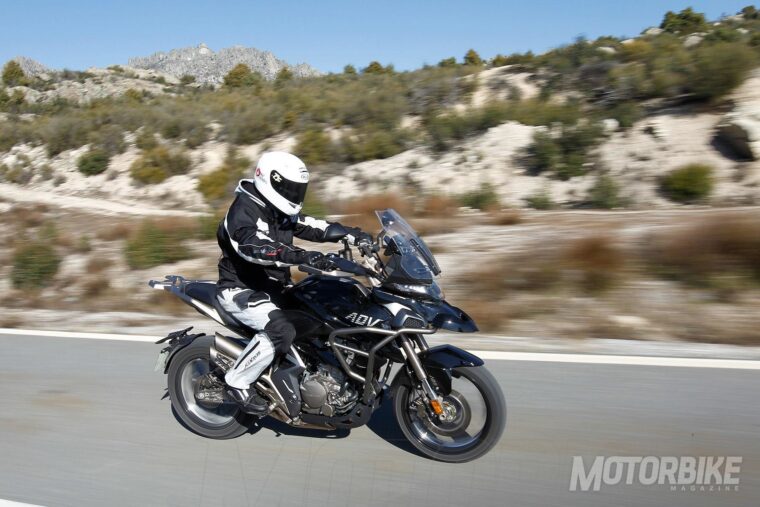 Top 10. Las mejores trail 2019 para el carnet A2 68 Prueba Zontes T310 201915