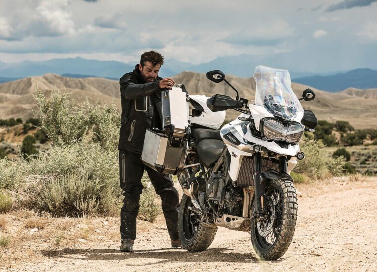 Triumph-Tiger-equipamiento-maletas - 8
