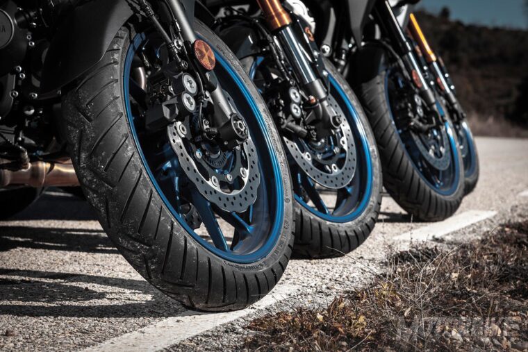 ContiRoadAttack-3-Yamaha-09