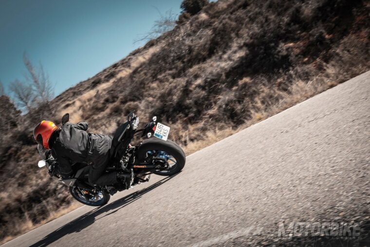 ContiRoadAttack-3-Yamaha-pruebaMBK - 12