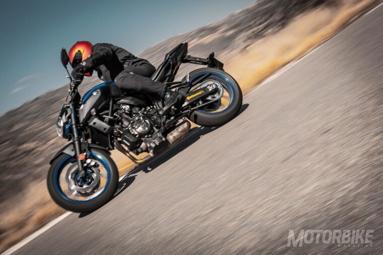 ContiRoadAttack-3-Yamaha-pruebaMBK - 4