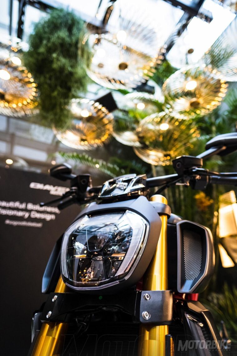 Ducati-Diavel-1260-Materico-10