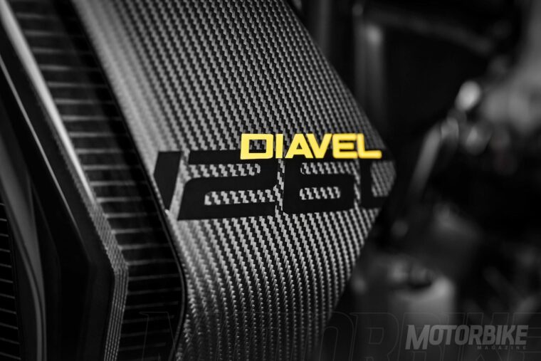 Ducati-Diavel-1260-Materico-24