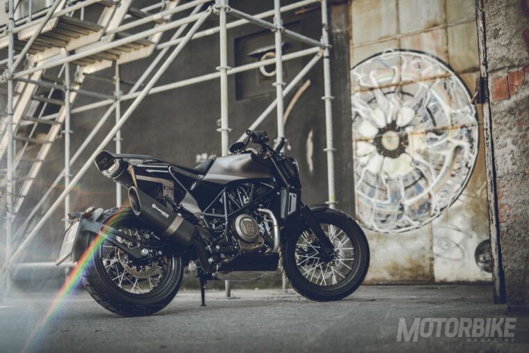 Husqvarna-Svartpilen-701-Style-2020-32