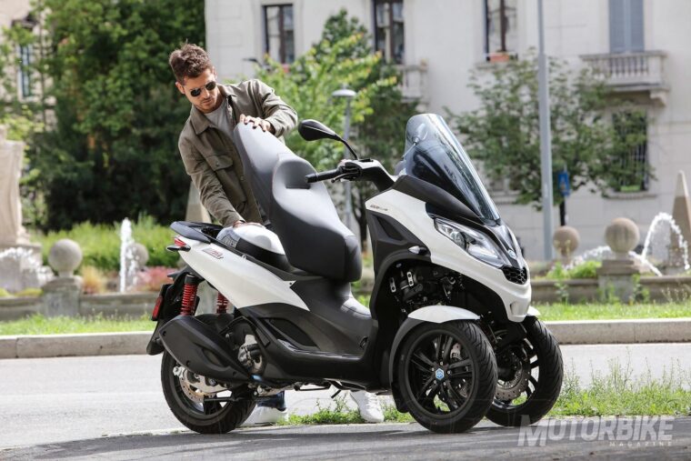 Piaggio MP3 300 HPE Sport 2020 10