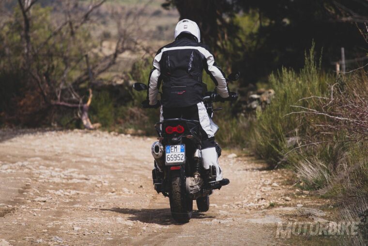 Prueba-Moto-Guzzi-V85-TT-2019 - 22