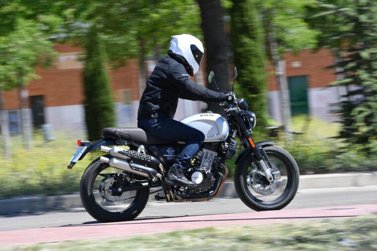 Prueba-SWM-125-ace-of-spades-2019 - 11