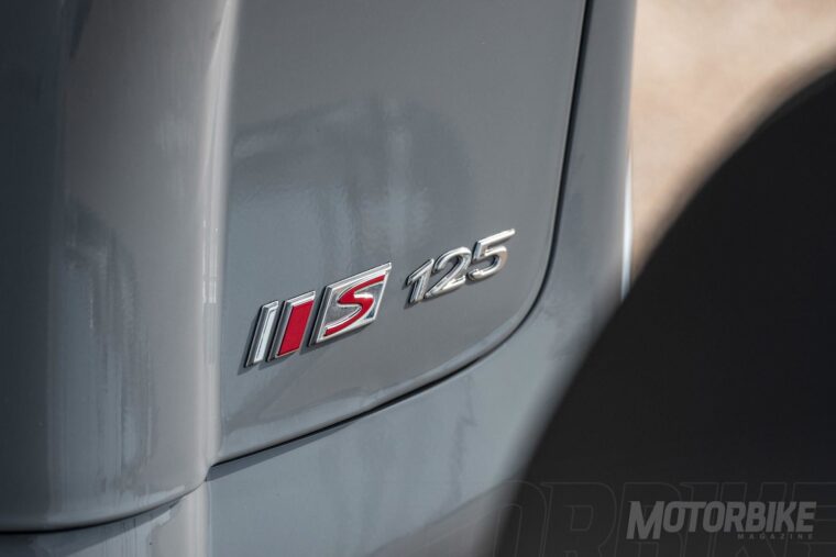 Vespa-Sprint-125-S-2019-16