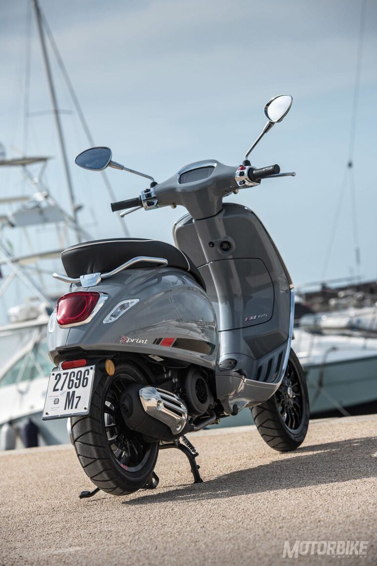 Vespa Sprint 125 S 2019 1 Vespa Sprint 125 S 2019 18