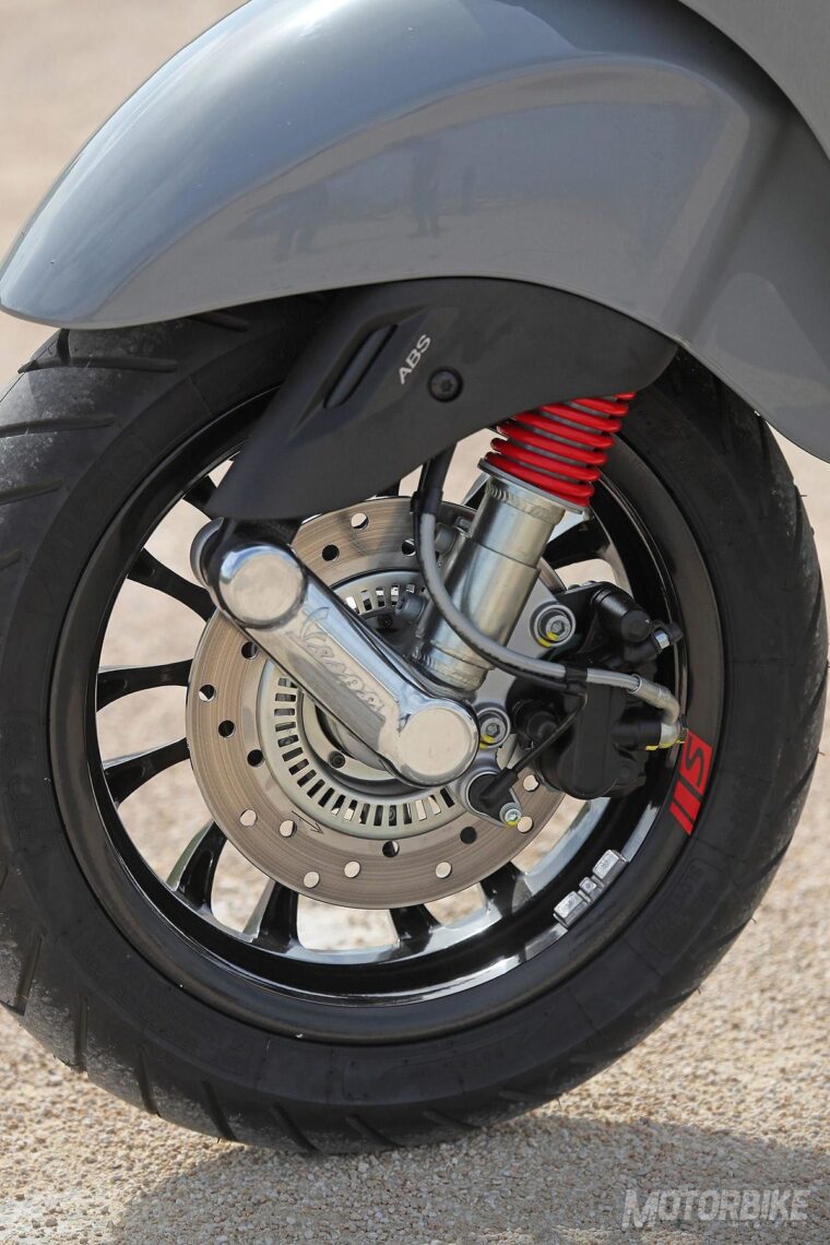 Vespa-Sprint-125-S-2019-21