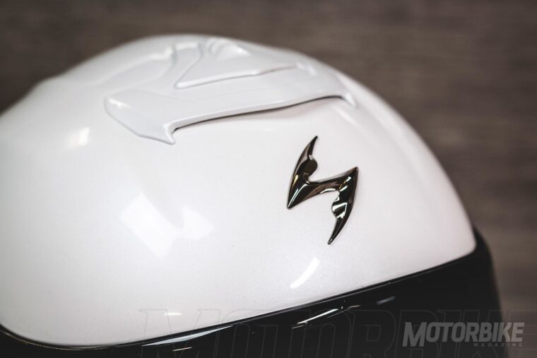 Casco-Scorpion-EXO-R1-Air (16)