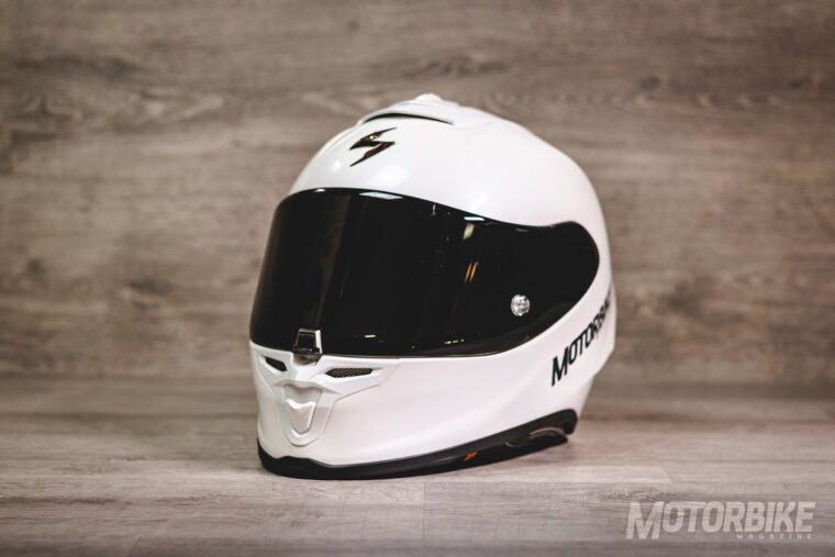 Casco-Scorpion-EXO-R1-Air (4)