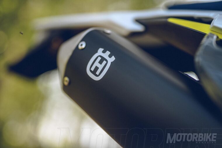 Husqvarna-TE-300i-2020-enduro-028