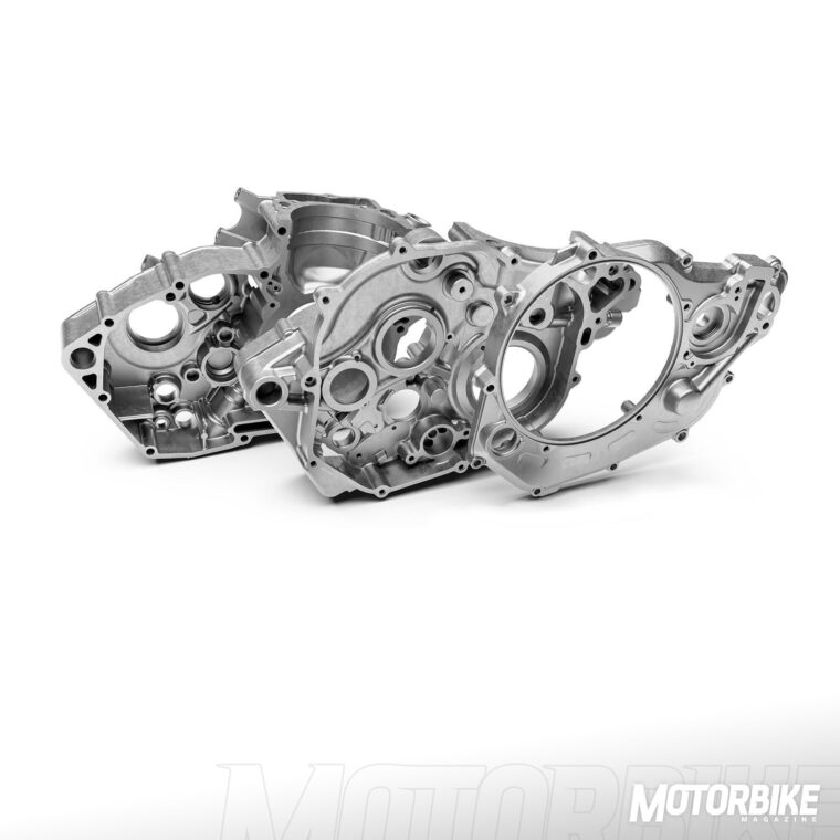 KTM-450-500-EXC-F-2020-cubierta-motor