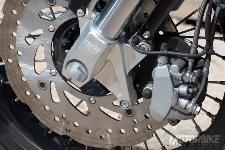 SWM-Ace-of-Spades-Outlaw-125-detalles - 14