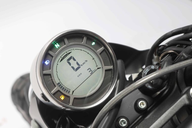 SWM-Outlaw-Ace-of-Spades-125-2022-2