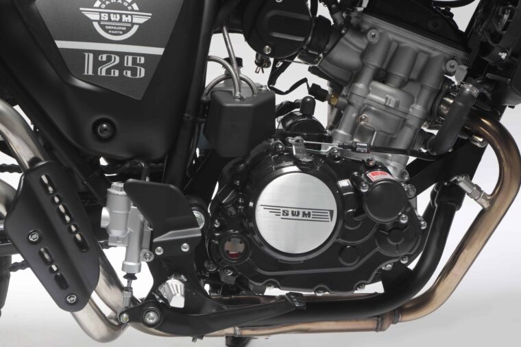 SWM-Outlaw-Ace-of-Spades-125-2022-3