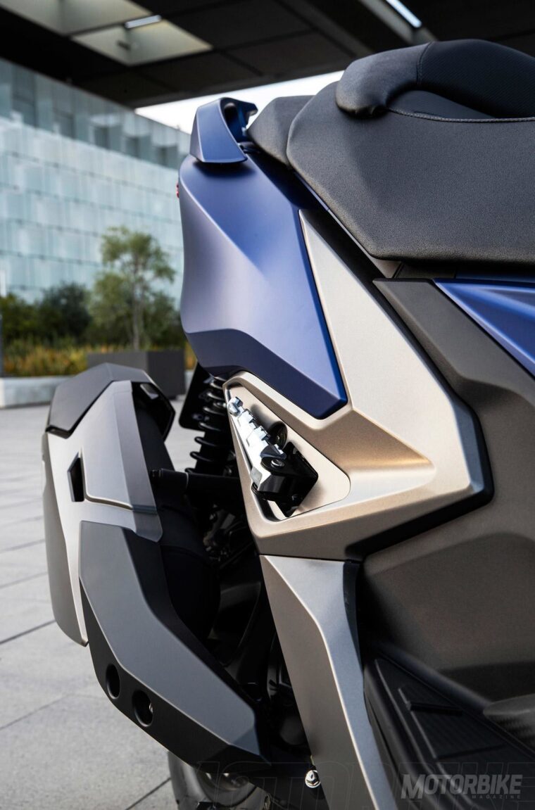 KYMCO-Xciting-S-400-2020-27