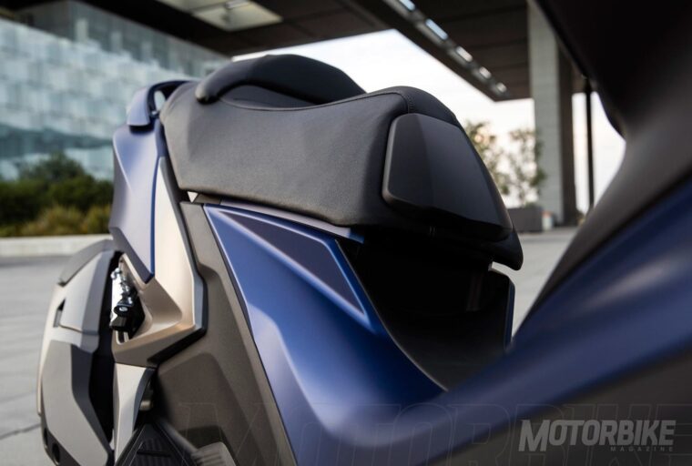 KYMCO-Xciting-S-400-2020-28