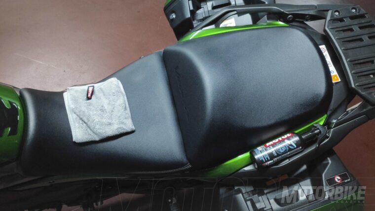 Motul-MC-Care-Metodo-Motul-suciedad-lavar-moto-29