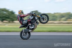 Indian FTR 1200 S record wheelie 2019 10