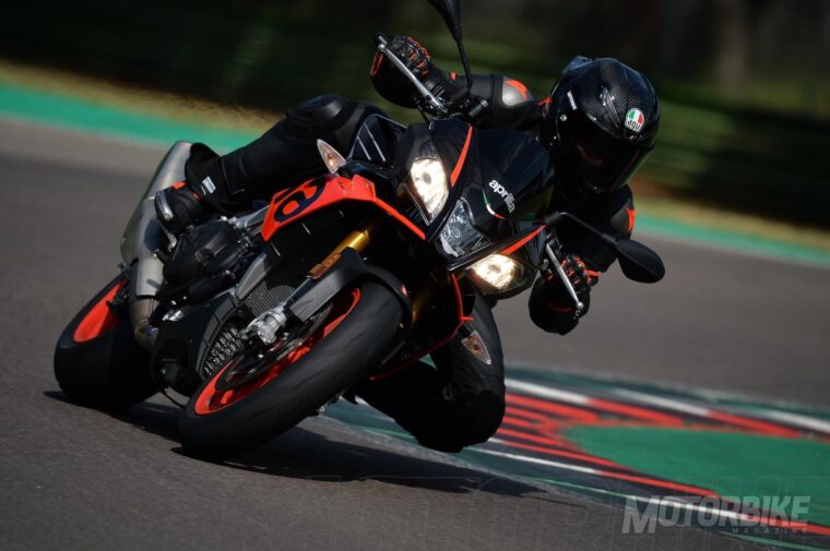 Prueba-Aprilia-Tuono-V4-1100-Factory-2019-09
