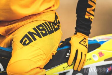 Answer 2020 motocross MX equipacion 9