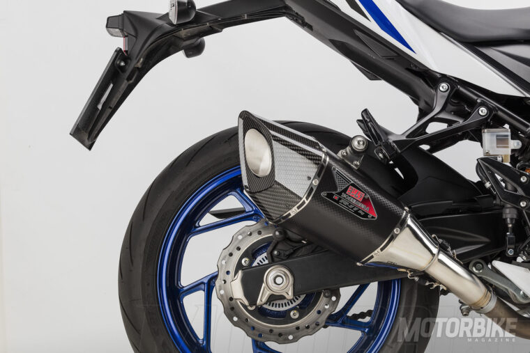 ¡Suzuki GSX-S750 A2 edición Yoshimura por 8.999 euros! 4 Suzuki GSX S750 A2 yoshimura escape carbono