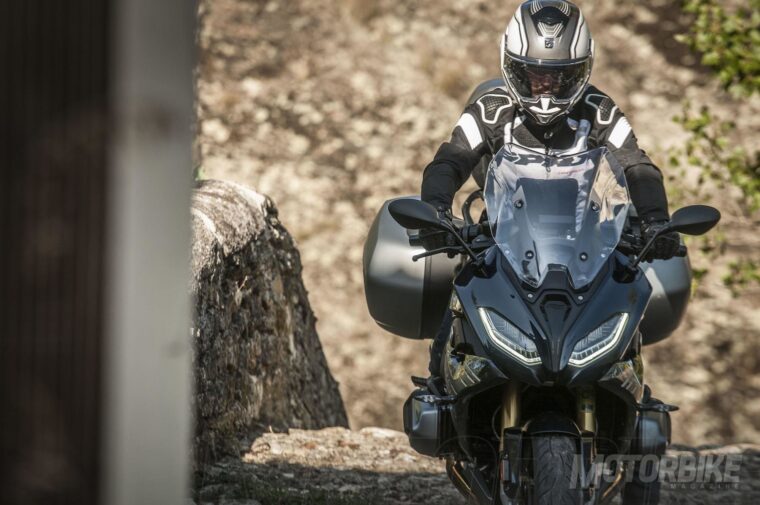 BMW-R-1250-RS-2019-prueba-02